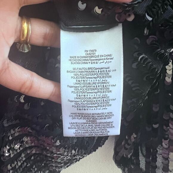 BCBG Max Azria Mesh Sequin Black Crop Top Blouse Women's Size M - Picture 6 of 8